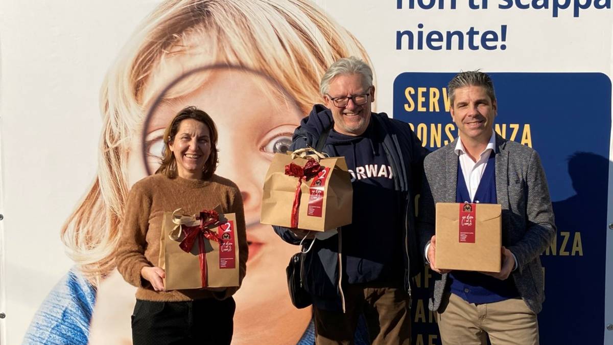 Rimini, dai ragazzi di Cuore 21 ecco 120 pacchi regalo per i dipendenti Cna