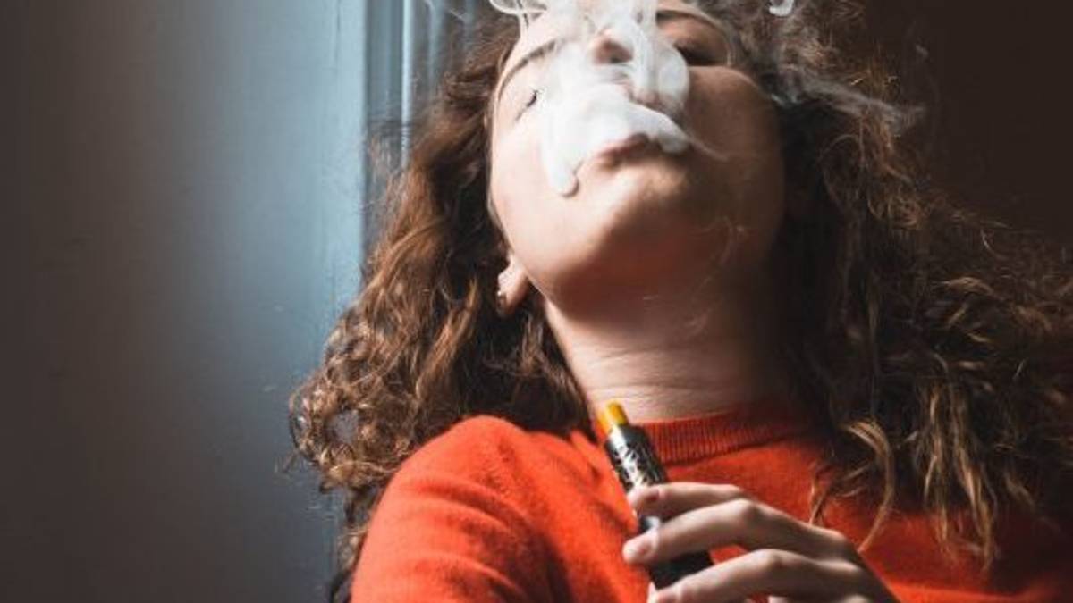 Sigarette elettroniche, Polosa: “Controllo sui liquidi necessario più che mai”