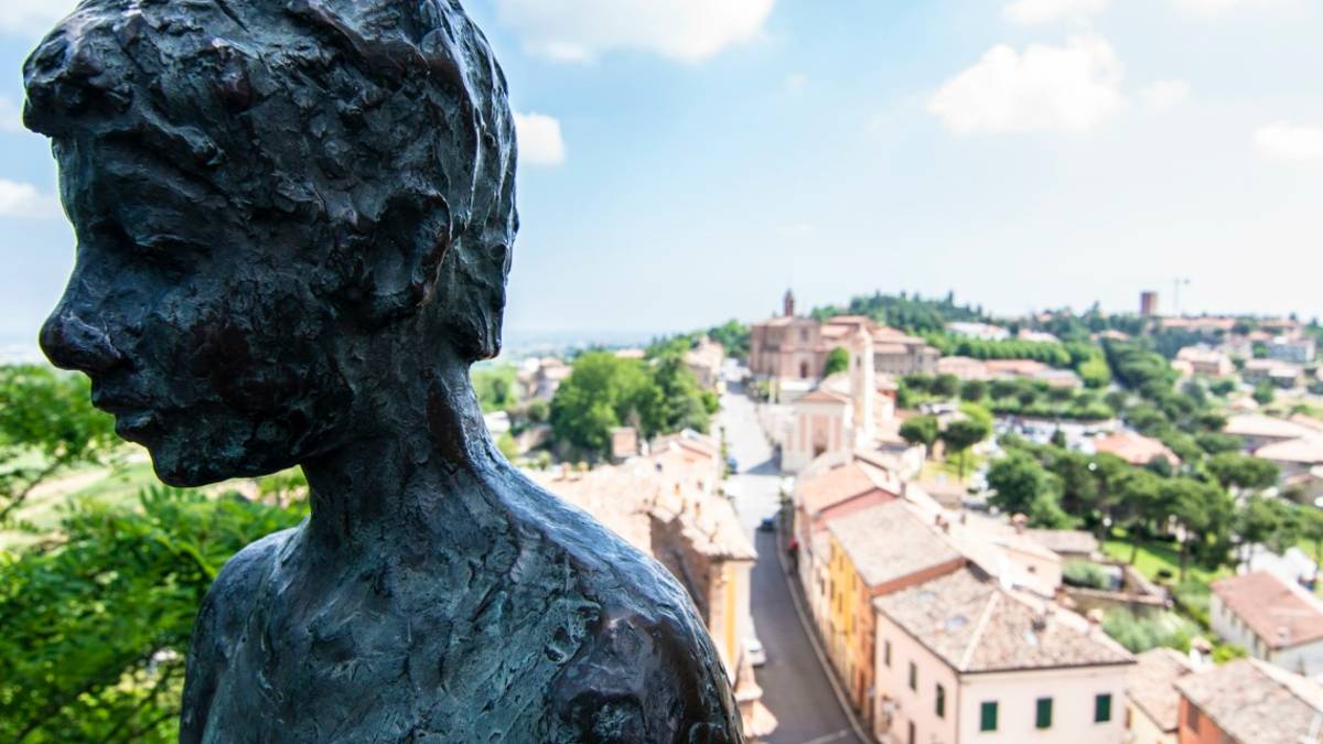Longiano, la forza del teatro e della cultura per fare sbocciare un paese