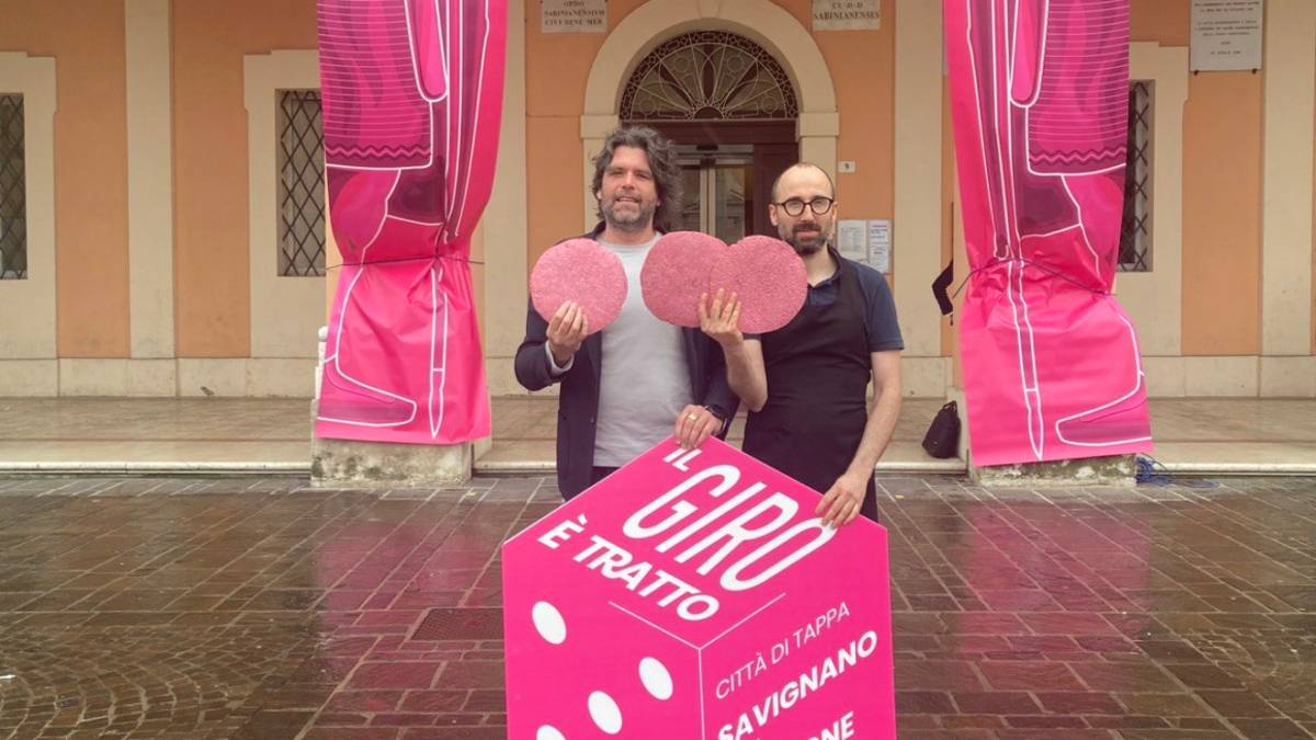 Piadina rosa per il Giro d'Italia a Savignano: ricetta top secret