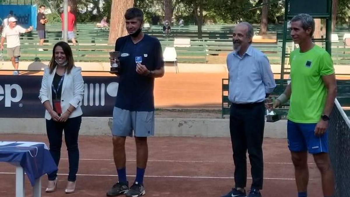 Tennis, Pambianco campione italiano Over 50