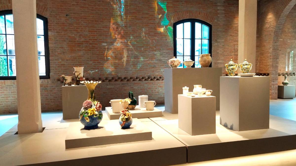 Imola, la Coop Ceramica festeggia 150 anni aprendo il nuovo suggestivo museo