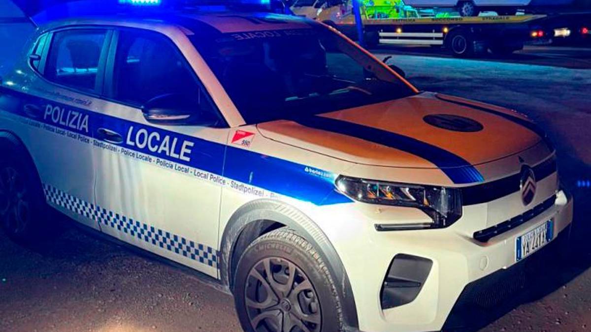 Rimini, droga e una pistola clandestina in casa: 56enne in carcere