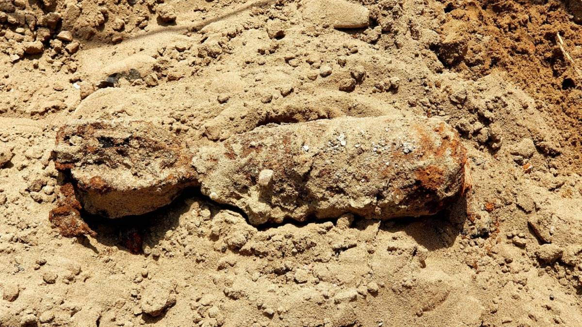 Rimini, spunta una bomba inesplosa in Piazza Tripoli: lunedì la rimozione - Gallery