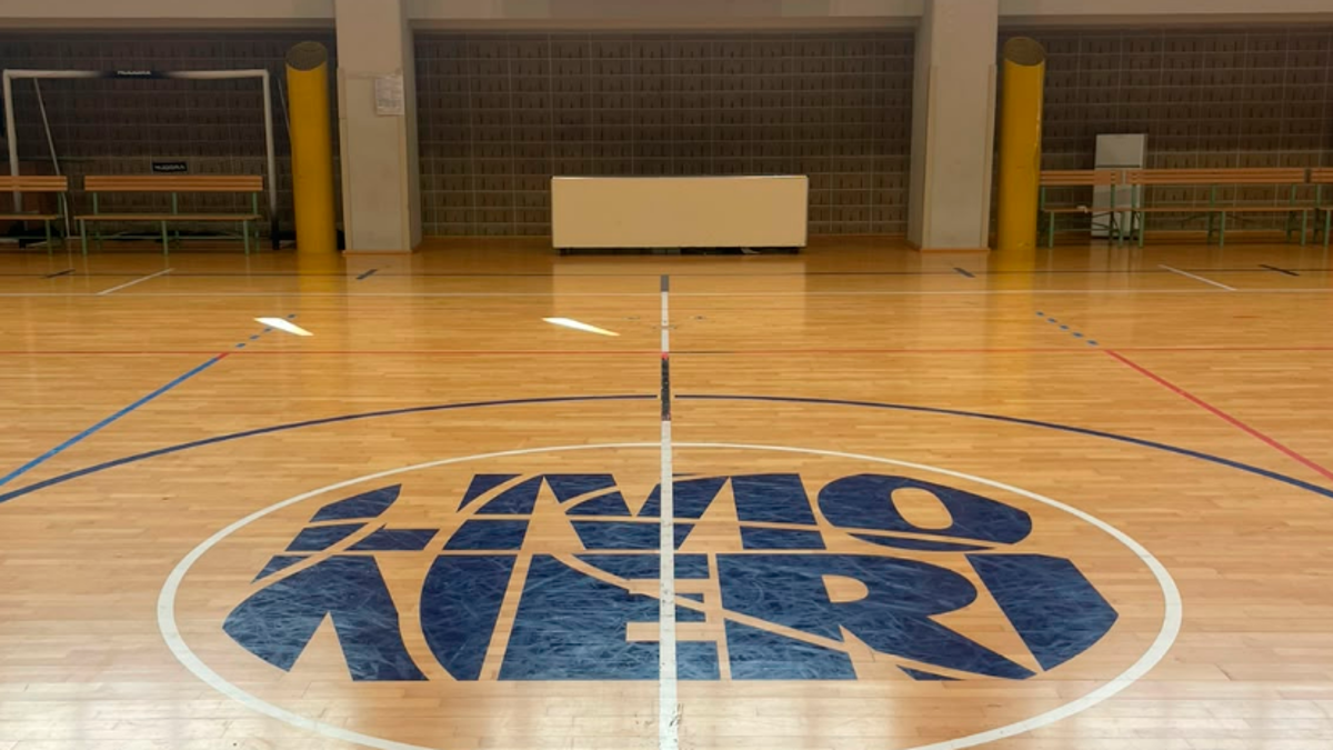 Il parquet del Pala Paganelli “griffato” Livio Neri