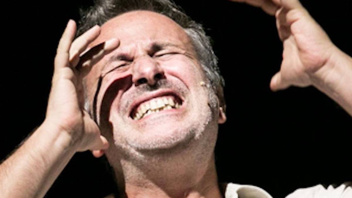 Davide Enia al festival di Santarcangelo: l'intervista