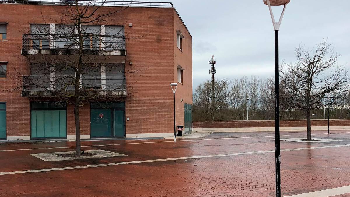 Cesena, ex zuccherificio: i residenti chiedono di fare vivere piazza Sciascia con piante e arredi e con più sicurezza e pulizia in zona