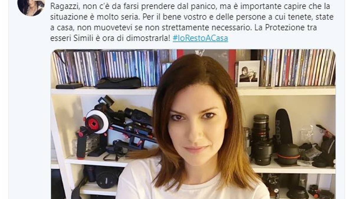 Coronavirus, da Laura Pausini appello via Twitter: State a casa
