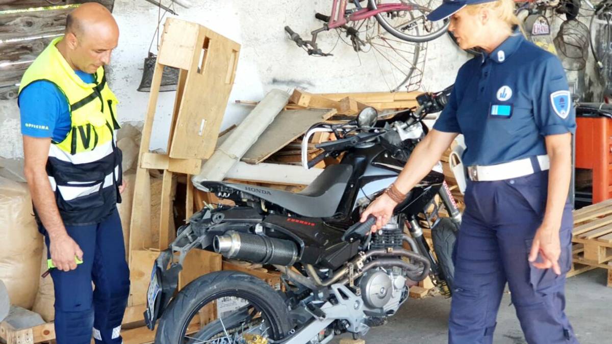 Rimini. Incidente in moto in centro, muore 21enne