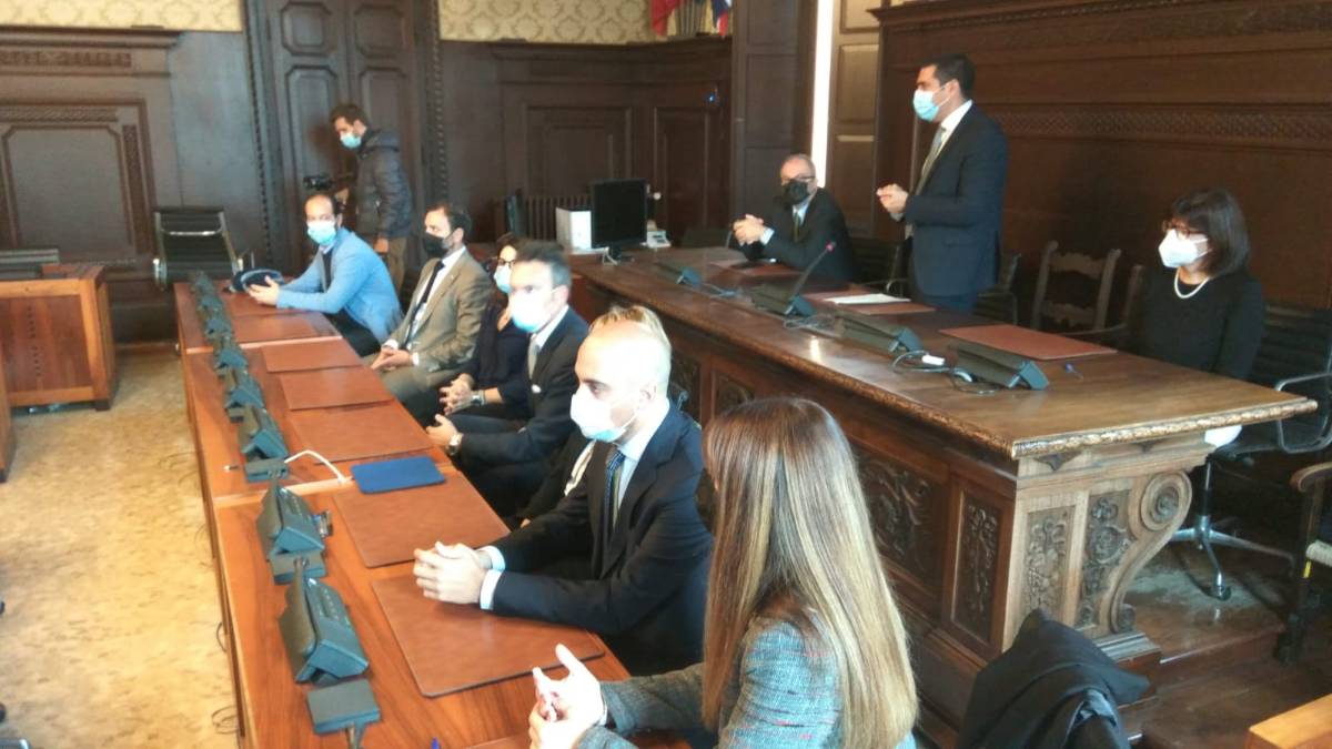 #getAltImage_v1($tempImage)