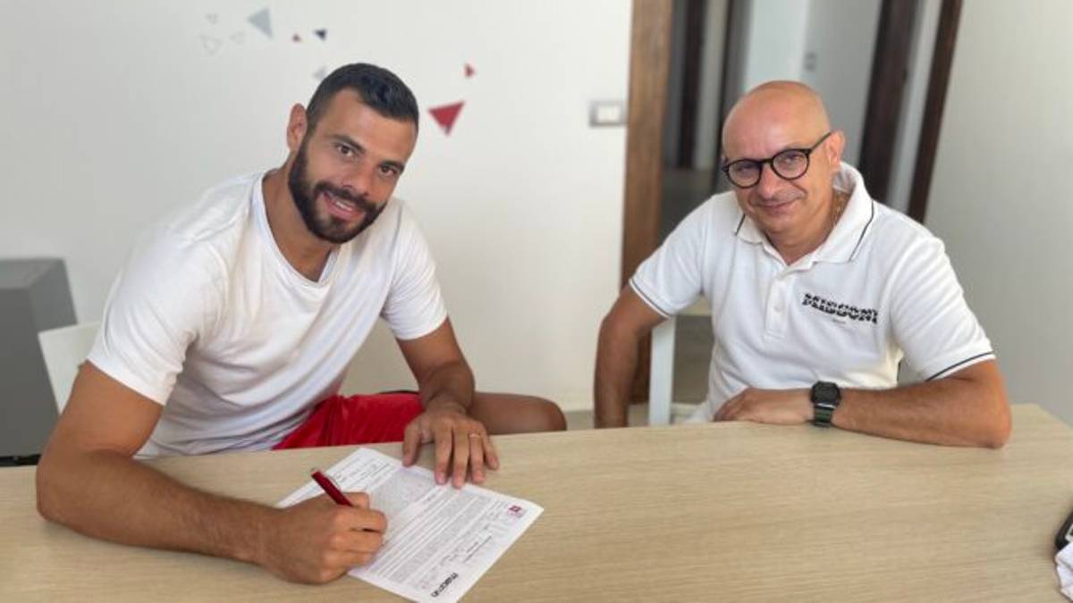 Calcio C, è fatta: il Rimini rinforza l'attacco con Michele Vano
