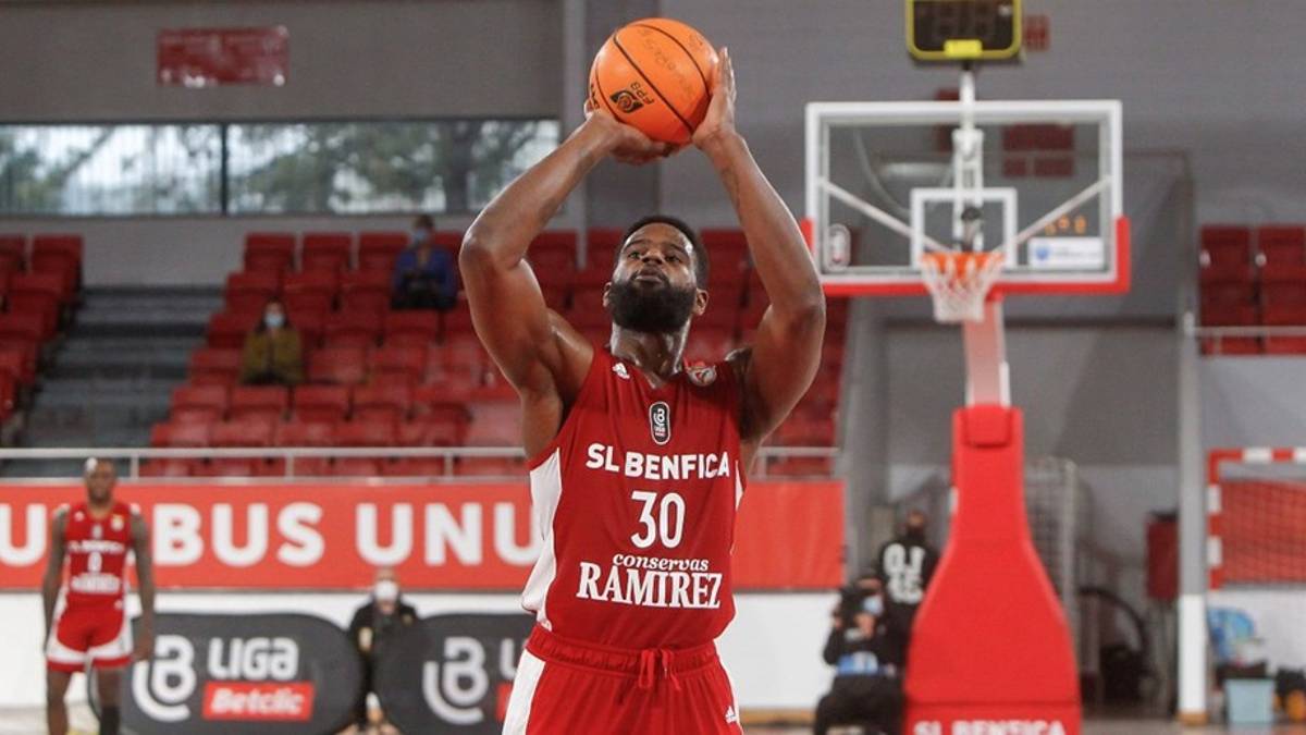 Basket A2, l'OraSì ha scelto il pivot Wendell Lewis