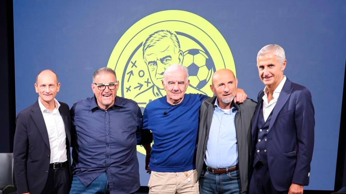 In alto da sinistra: Gianluca Padovani, Gaddo Gaddoni, Gene Gnocchi, Adriano Piraccini e Luca Pagliacci (Foto Gianmaria Zanotti)