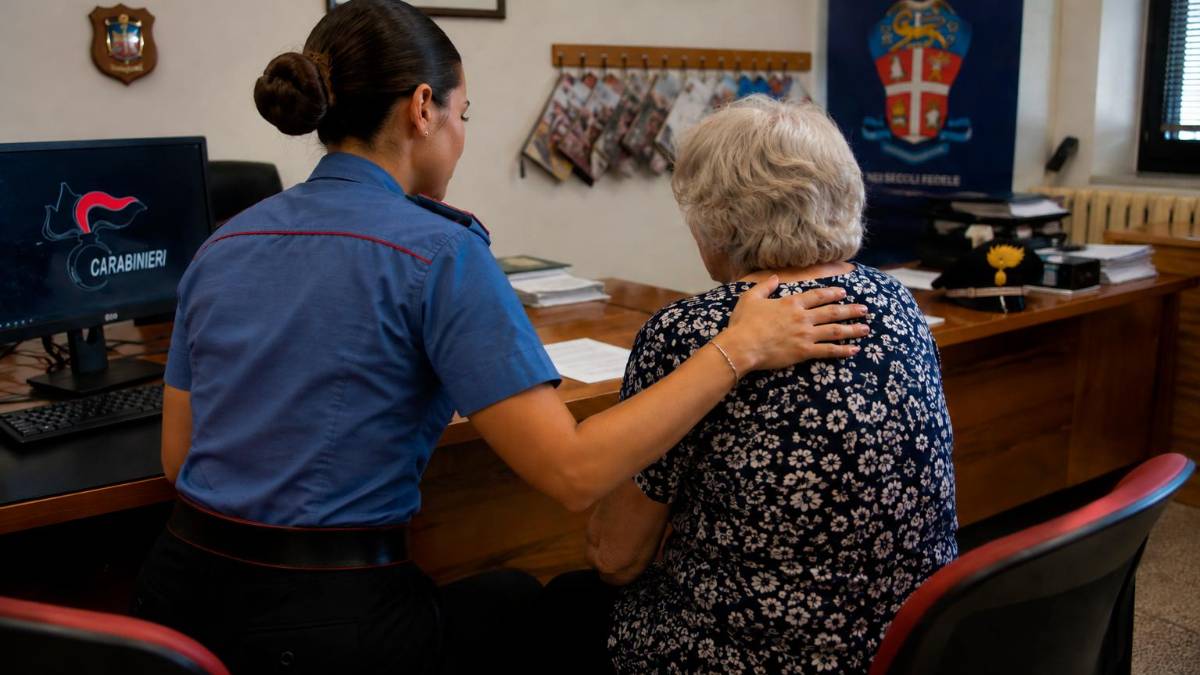 Restituiti alla signora circa mile euro in contanti e gioielli dal valore stimato in 9mila euro