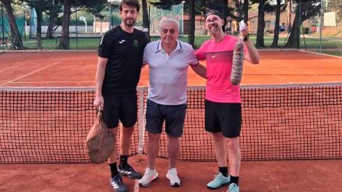 Tennis, Tronconi detta legge a Brisighella