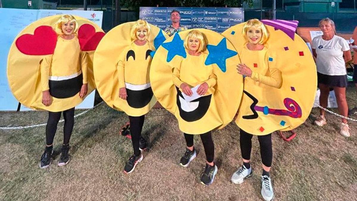 Tennis, che divertimento al Tc Faenza con il “Torneo delle Padelle” / FOTOGALLERY