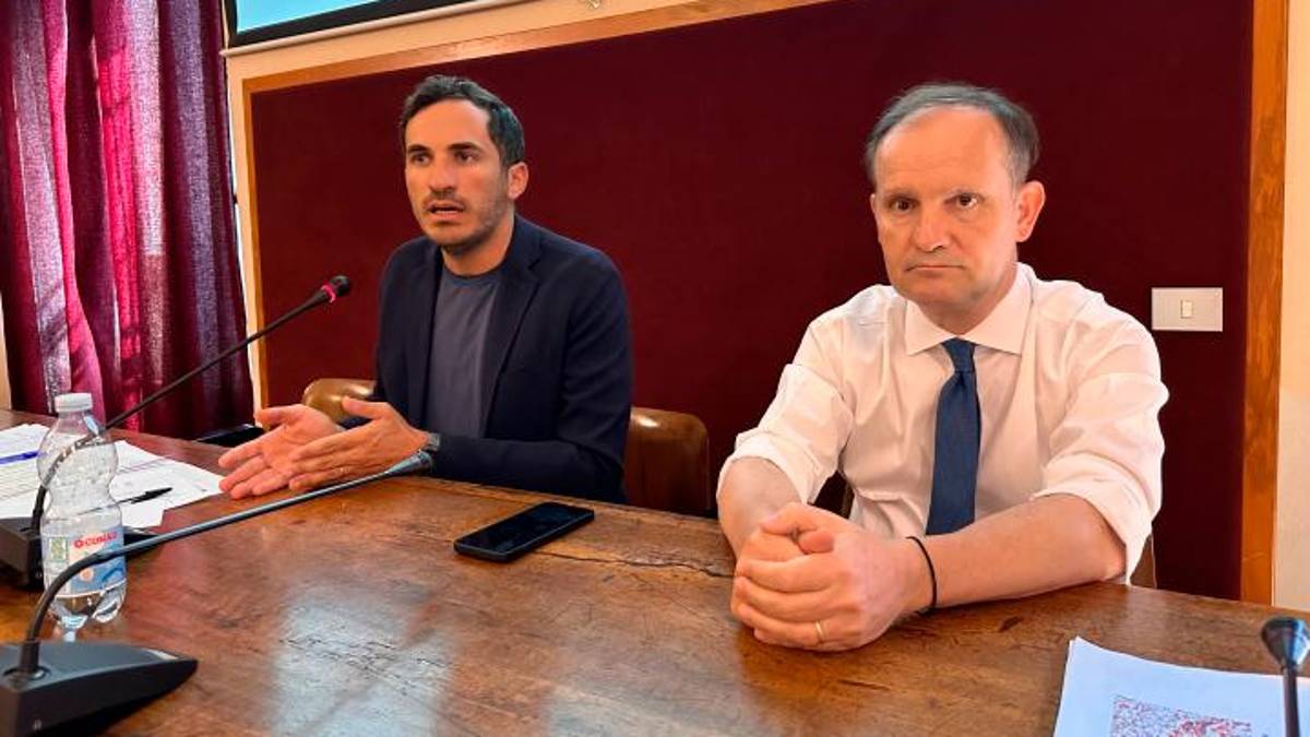 Il presidente della Provincia Enzo Lattuca e il vice presidente Roberto Cavallucci