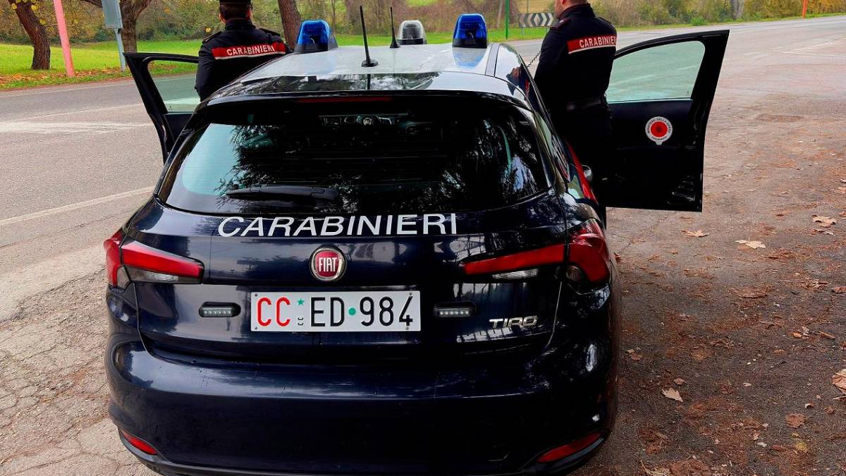 Sarsina, perseguita per 3 anni l’ex compagna e le mette la casa a soqquadro: braccialetto elettronico per un 37enne
