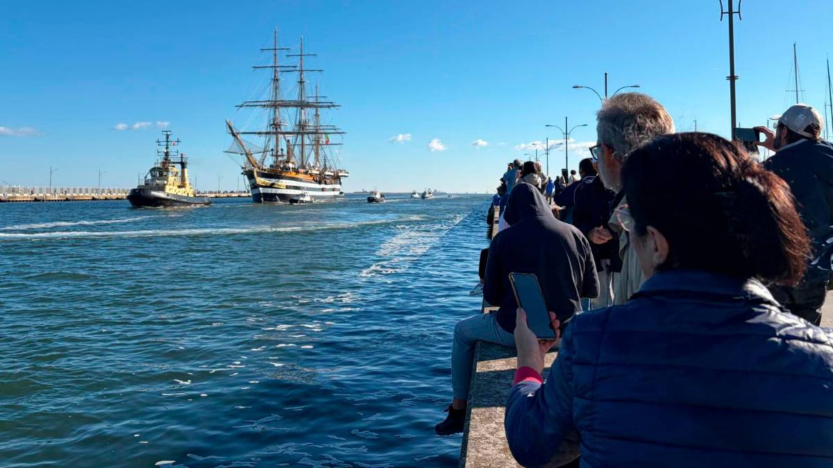 Ravenna, è arrivata l’Amerigo Vespucci - Gallery