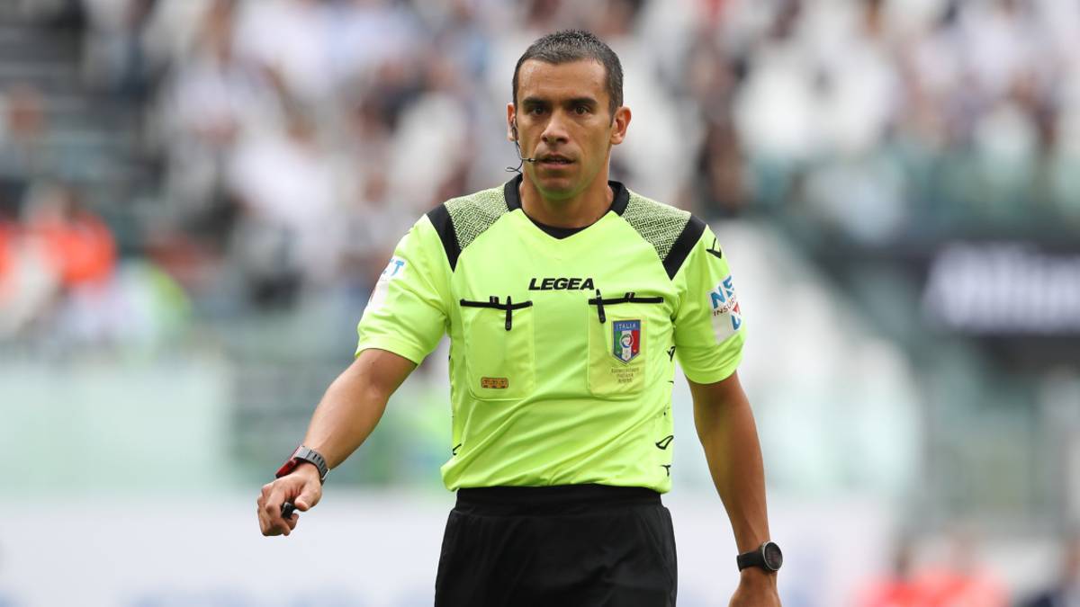 Calcio, gli arbitri di Serie A Piccinini e Rapuano dirigono gare giovanili per incentivare le iscrizioni ai corsi