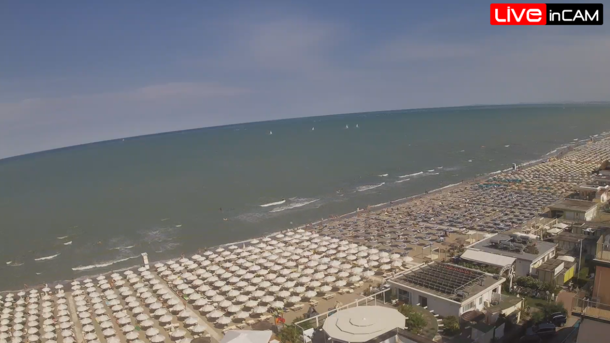 Dalla devastazione alla rinascita, Milano Marittima si rialza dal tornado