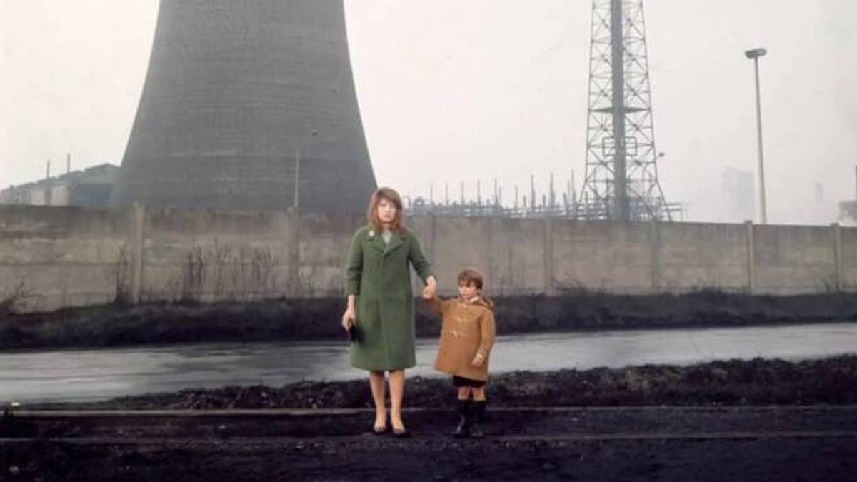 Addio a Monica Vitti: le immagini di Deserto rosso a Ravenna