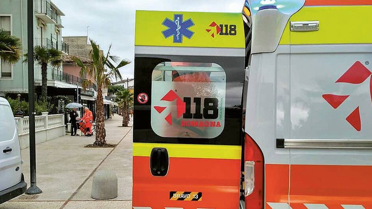 Brisighella, soccorso 78enne caduto in casa 2 giorni prima: è grave
