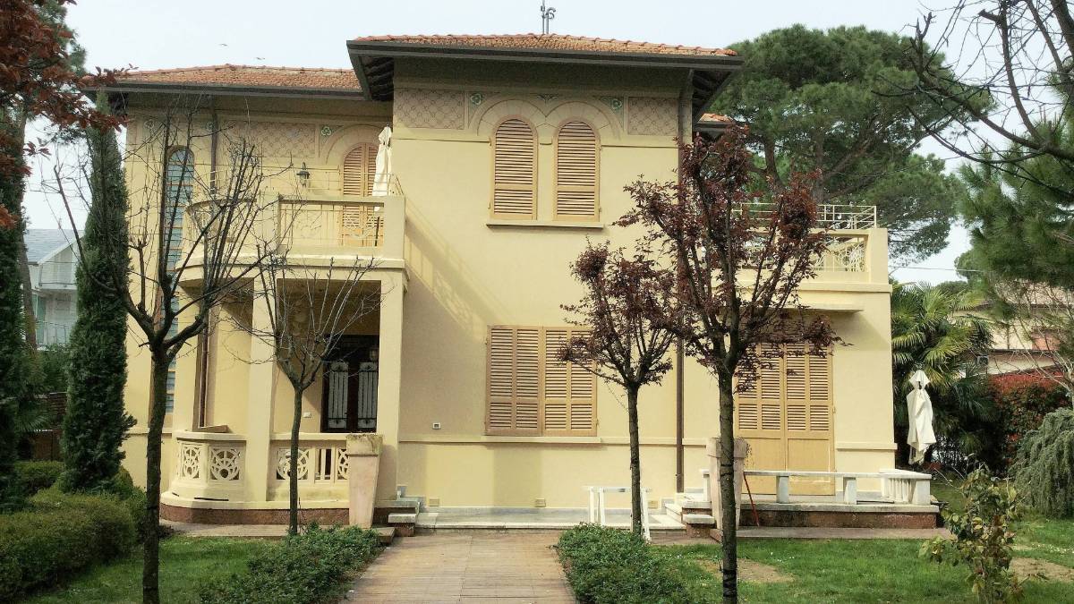 Cervia, villini Liberty in vendita a oltre 2 milioni di euro