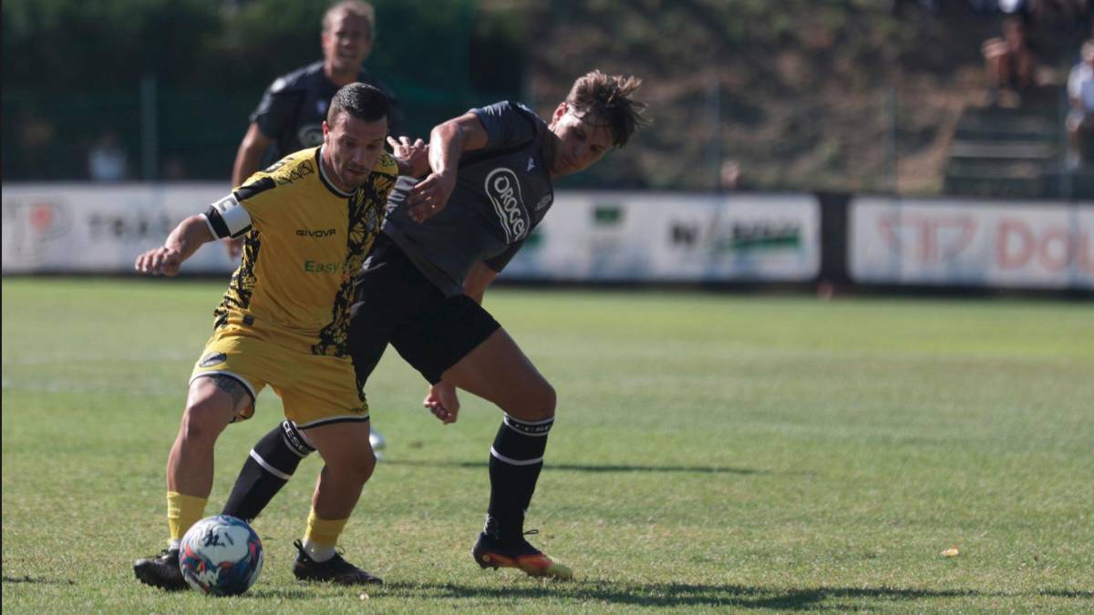 Matteo Francesconi vuole recuperare il tempo perduto dopo le 6 panchine consecutive nell’era Ashley Cole foto gianmaria zanotti