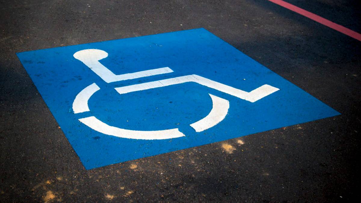 Cattolica, lavori in piazza Roosevelt: ecco la rampa per i disabili