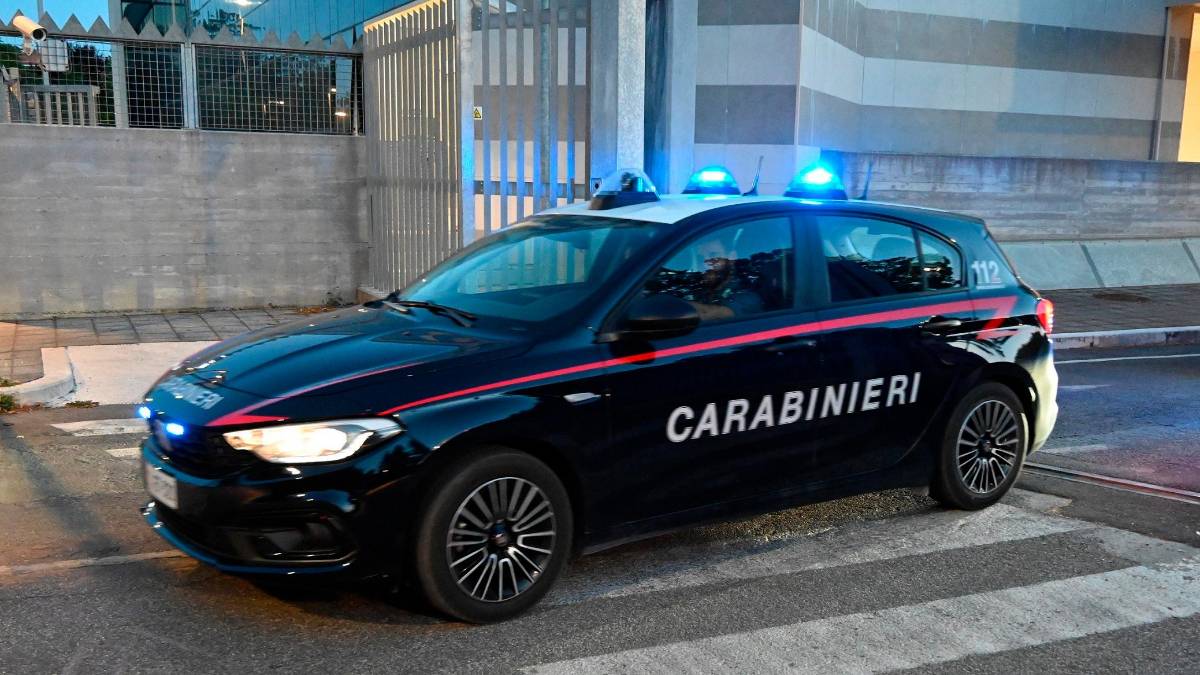 Mercato Saraceno, strappa la catenina d’oro a un’anziana e scappa: 20enne arrestato dai Carabinieri