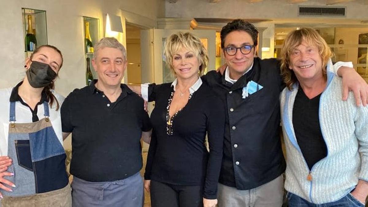Carmen Russo dal Grande Fratello Vip a Milano Marittima da Spadafino