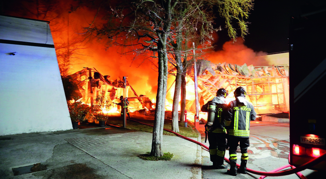 Cesena, a un mese dall'incendio ha riaperto il Factory Outlet