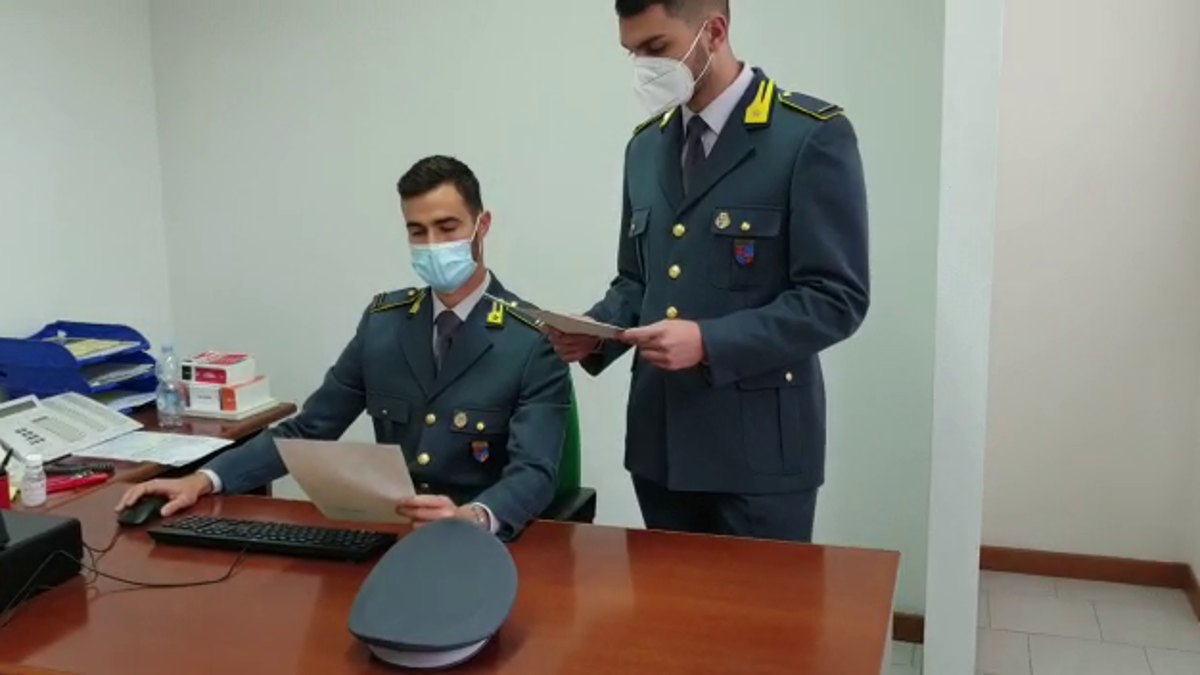 Rimini. Raggira pensionato, falso investimento da 350mila euro