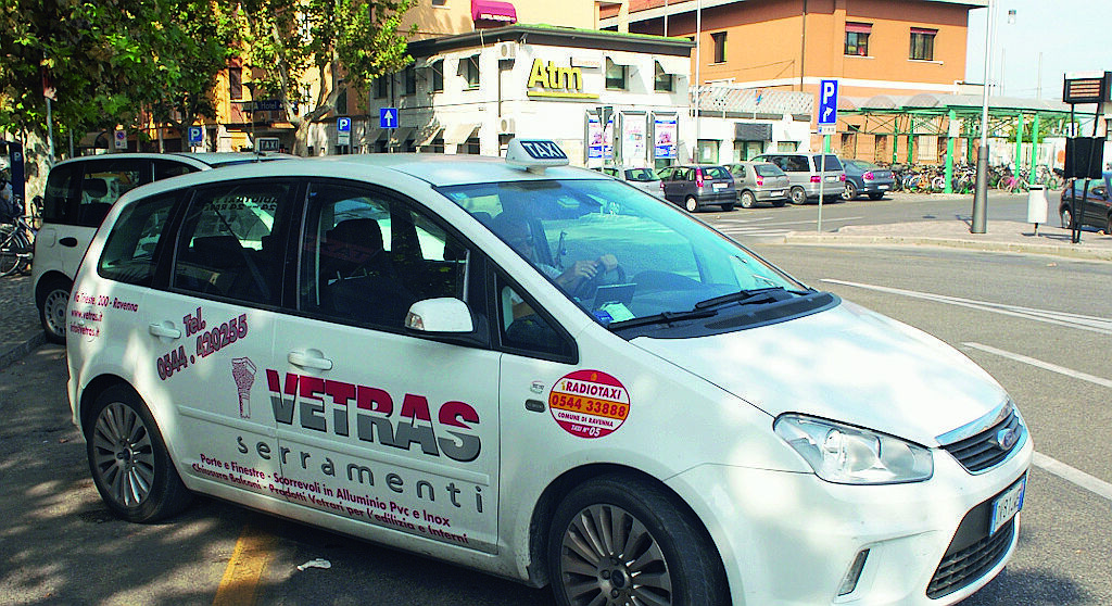 Taxi, due nuove licenze a Ravenna. Ma costano 110mila euro