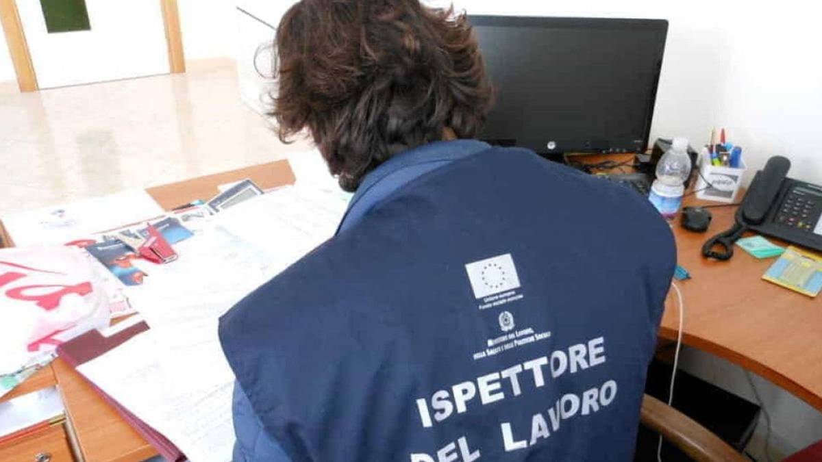 Ravenna, promoter in nero, anche minorenni. Multe per 28mila euro