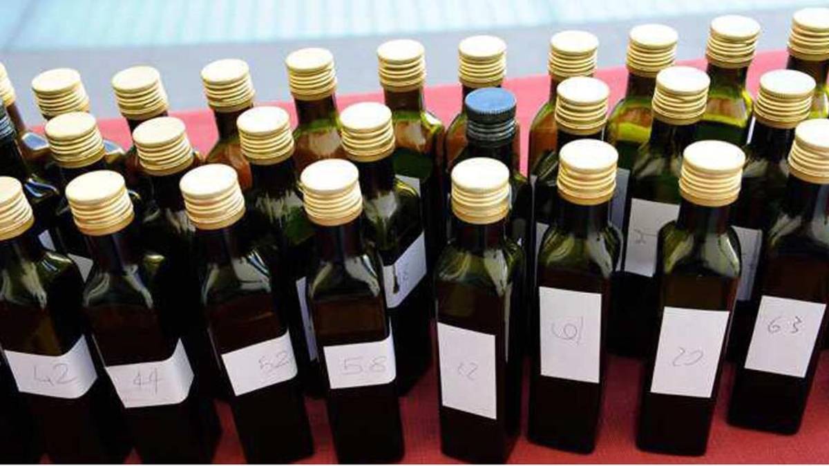 Nocino, passione antica e invito alla sfida fra produttori casalinghi