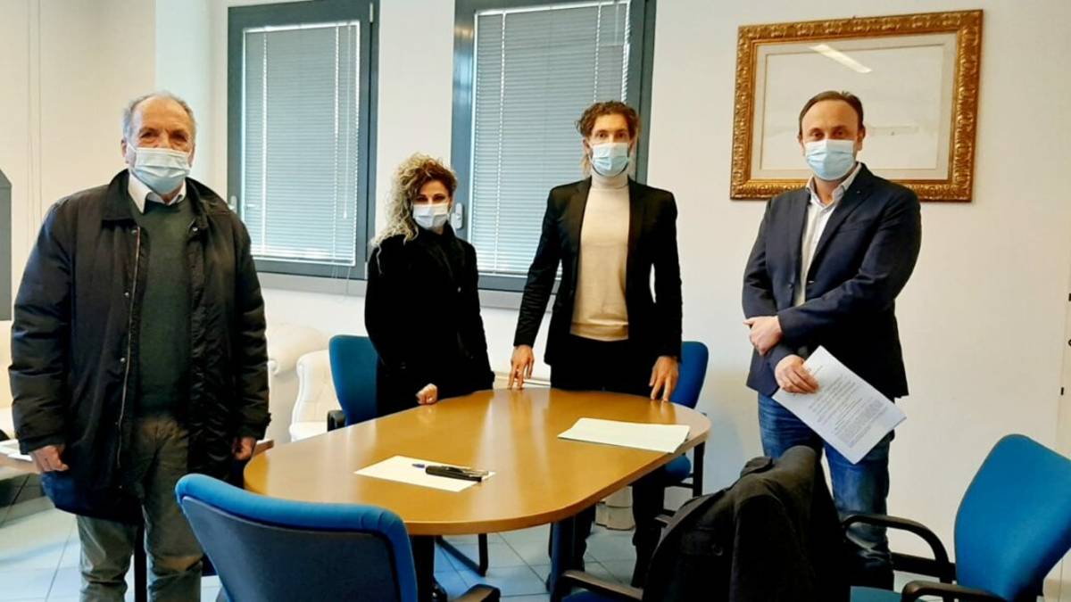 Rimini. Valentini, chiesto alle banche anticipo cassa integrazione