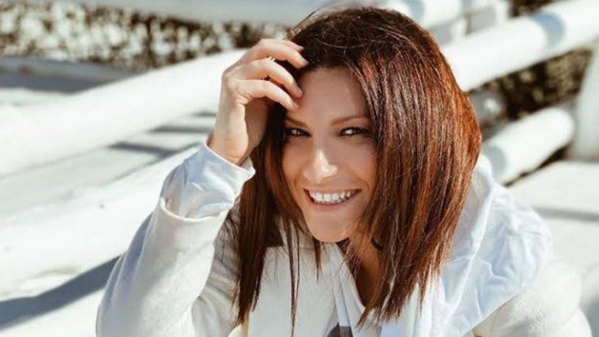 Laura Pausini svela Be me per lanciare la festa del 2020 a Faenza