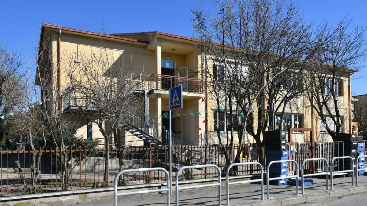 Scuola “Tempesta”, la metà delle classi rimane al “Melozzo”
