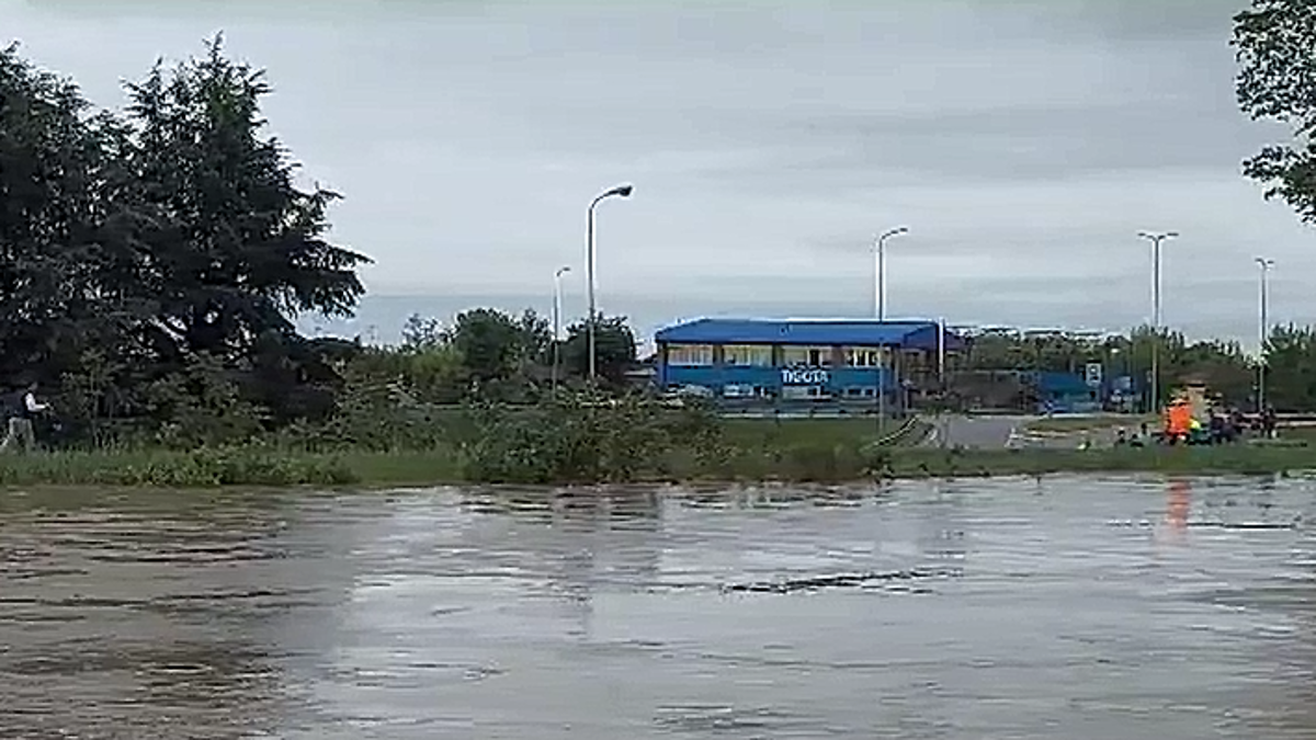 Maltempo, ad Alfonsine il Senio al limite della portata