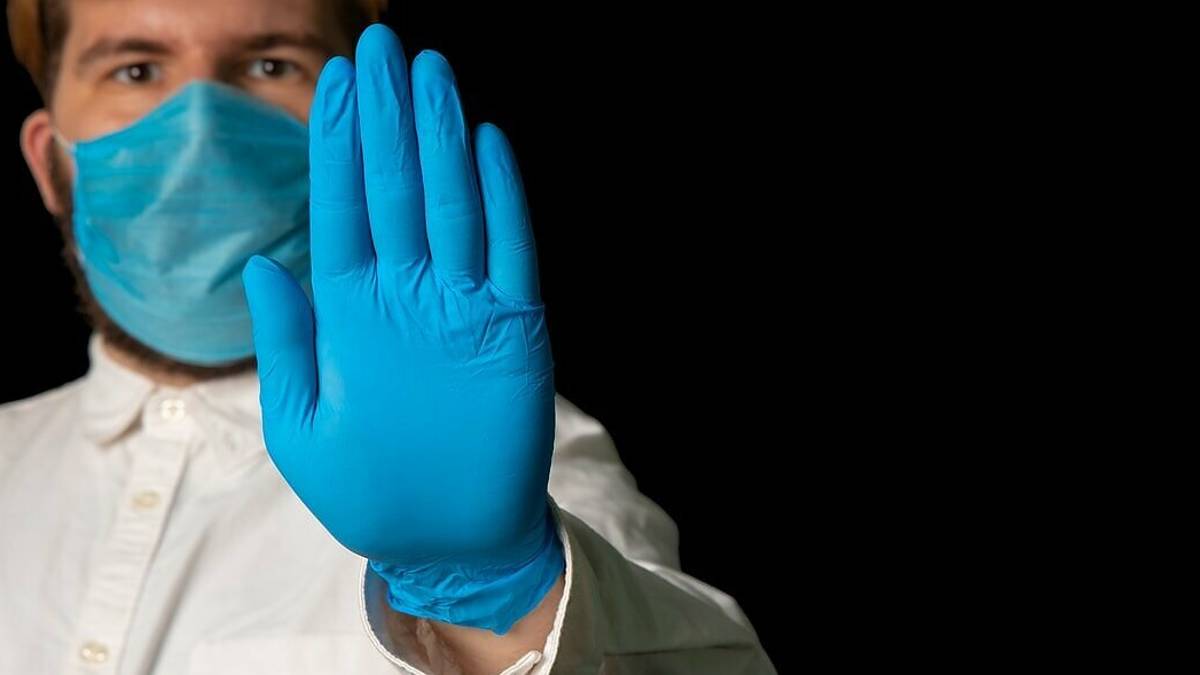 Coronavirus, stabilimento balneare in quarantena a Pinarella