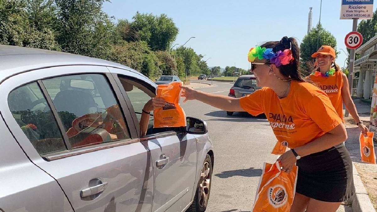 Riccione, piadine al casello: 14.500 confezioni distribuite domenica scorsa
