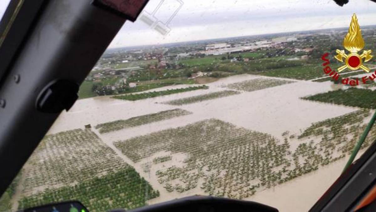 Maltempo a Cesena, esonda il Savio. Scuole chiuse domani - FOTO E VIDEO