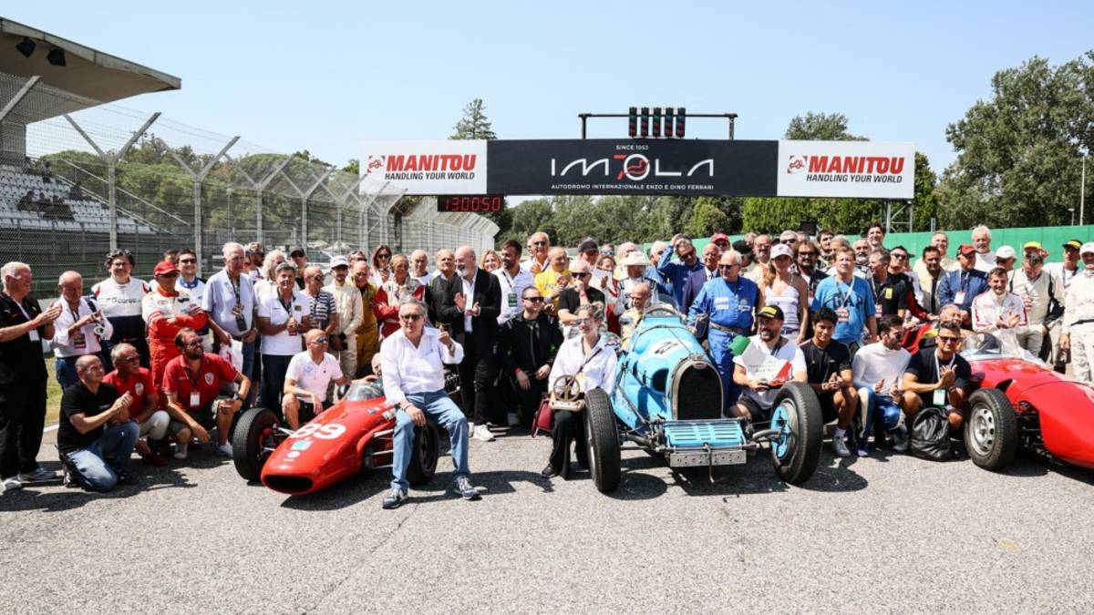 Automobilismo, Minardi: L'Alpha Tauri cambierà nome, ma resta a Faenza