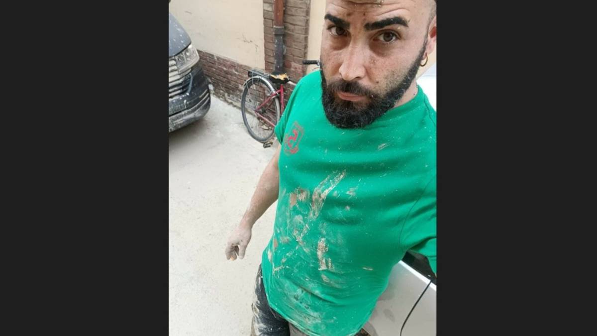 Faenza, dalla Sicilia per aiutare dopo l'alluvione: Ho deciso, mi fermo a vivere qui