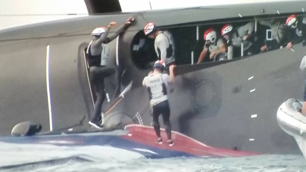 Prada Cup, American Magic è in testa ma scuffia e vince Luna Rossa