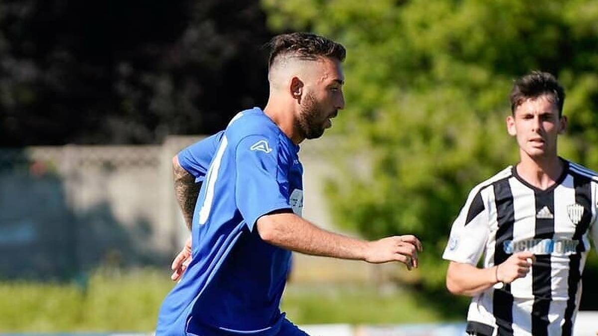 Calcio D, Ravenna: c'è Davide Macrì in attacco