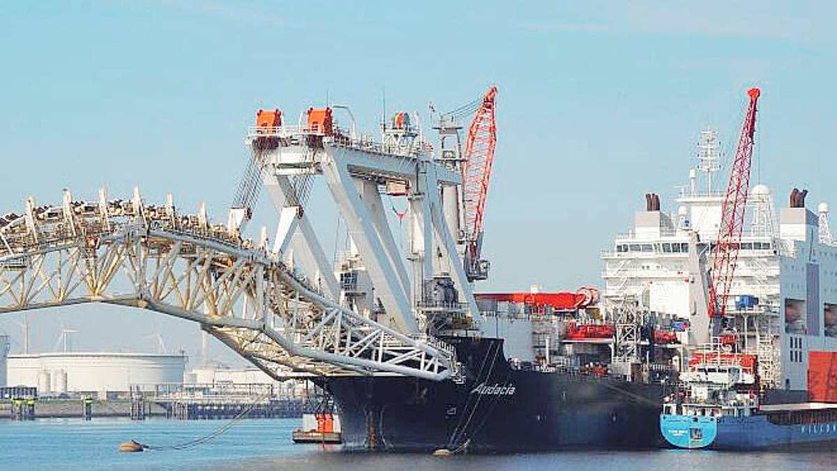 L’Audacia lascia Ravenna, e il porto alle navi da crociera