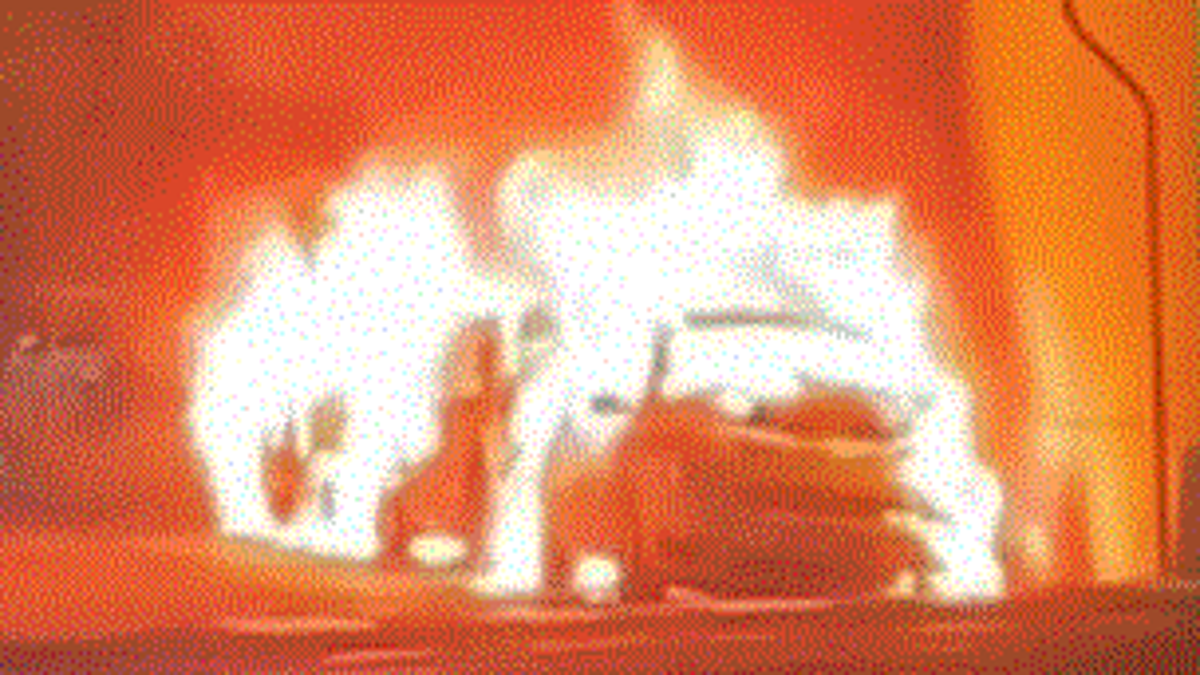 Uno dei raid incendiari